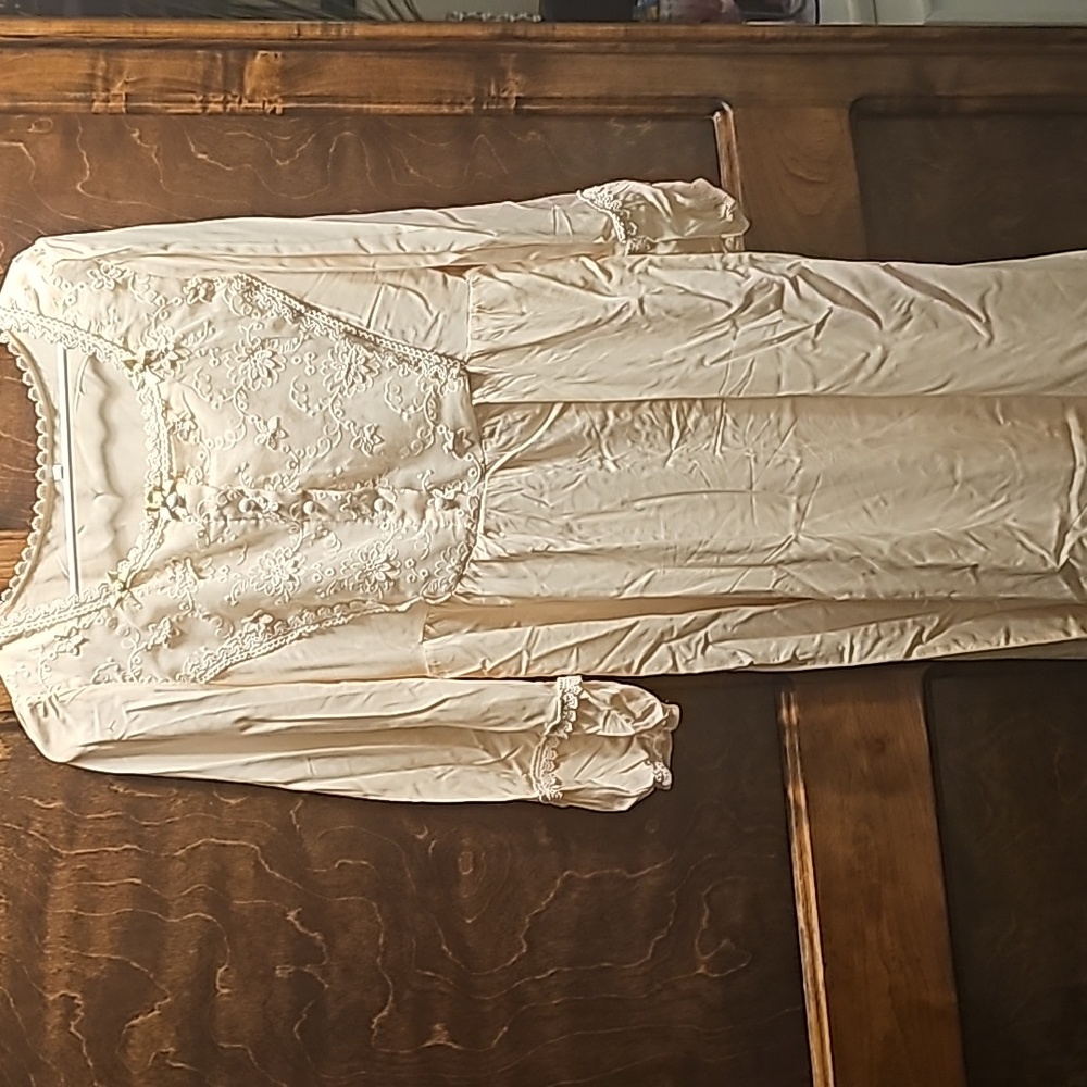 Night gown